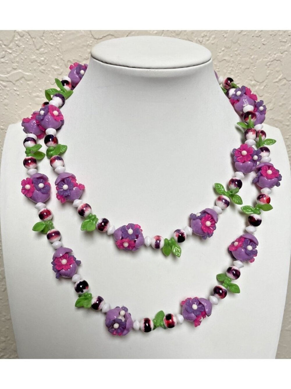 Vintage Pink Purple Plastic Flower Beaded Necklace 34”